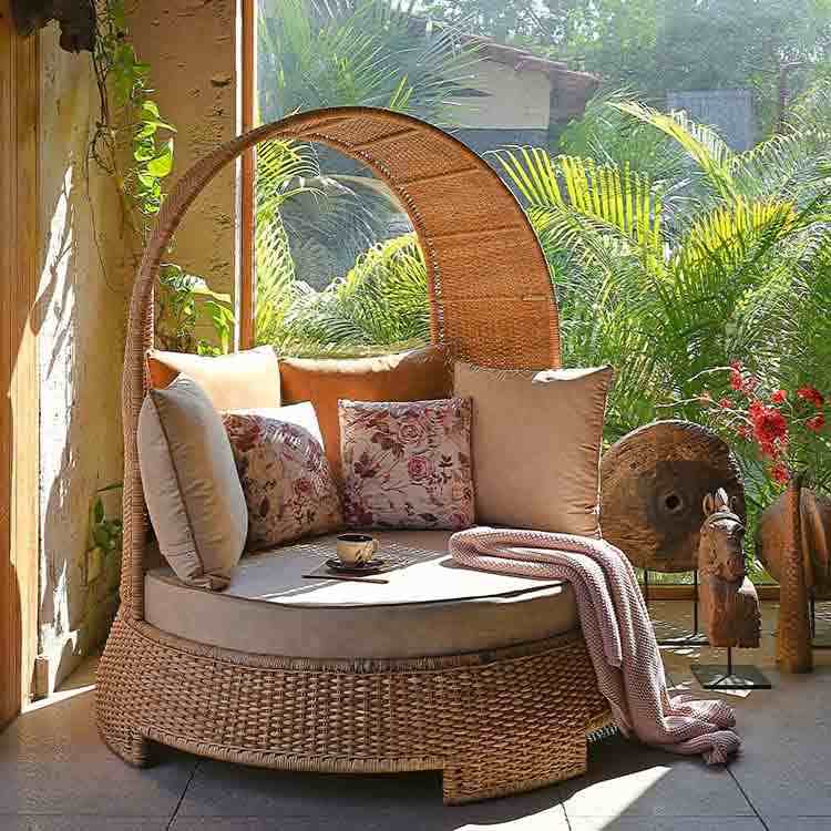 can outdoor furniture cushions get wet